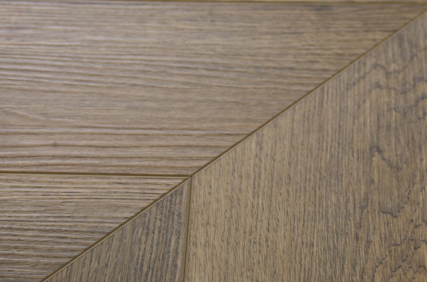 Клеевой виниловый пол Damy Floor Chevron LVT Сен-Клу 600x127x2.5 мм, упаковка 3,048 м