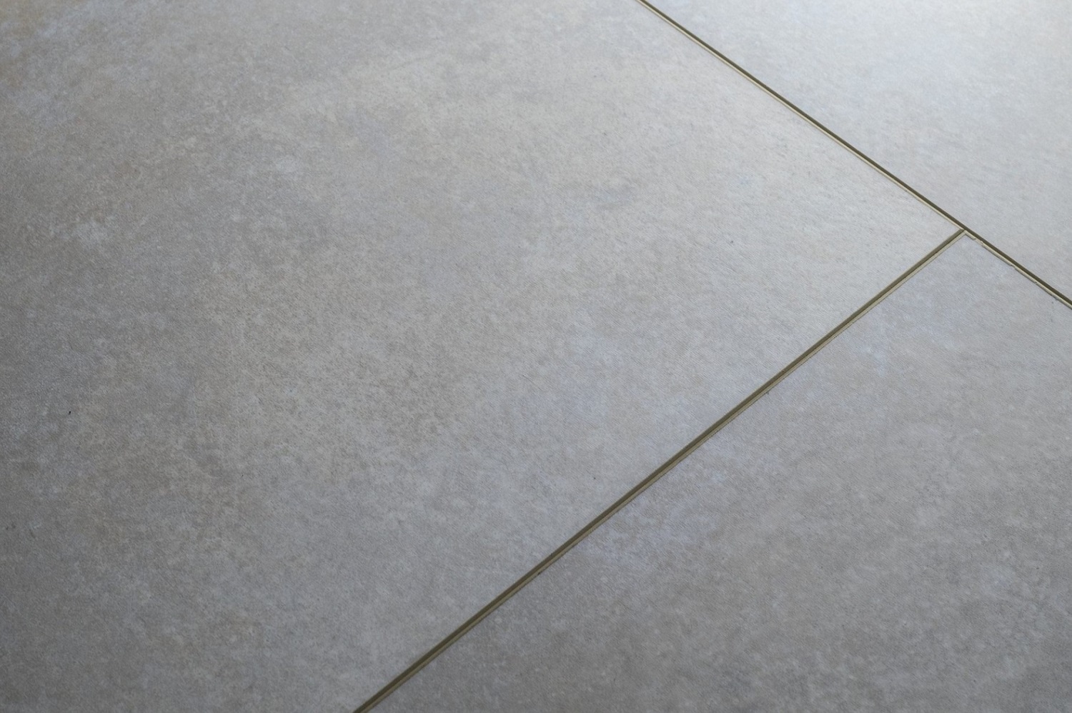 Клеевой виниловый пол Damy Floor Ascent LVT Монблан 912.4х455.2x2.5 мм, упаковка 4.15 м Клеевой виниловый пол Damy Floor Ascent LVT Монблан 912.4х455.2x2.5 мм, упаковка 4.15 м